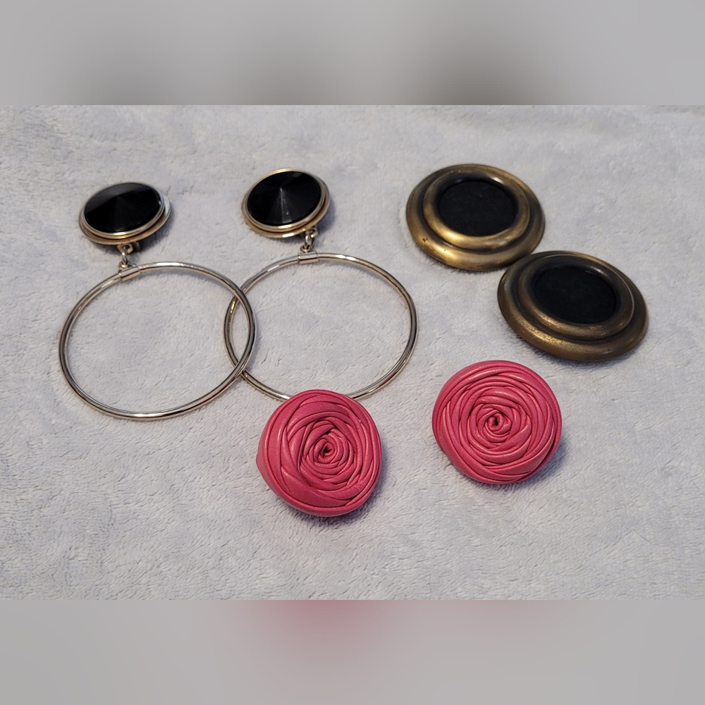 Vintage Clip On Earrings